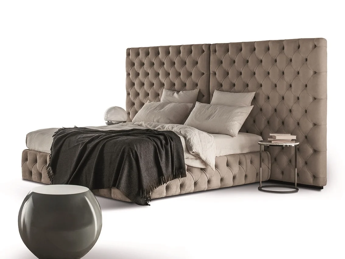 Meridiani TUYO Grand Tufted Bed - Image 4